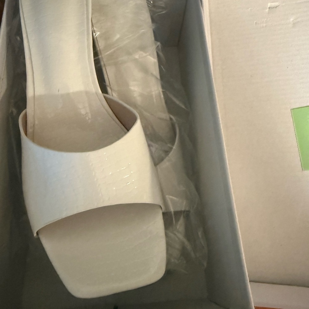 Elegant White Women's Slide Sandals